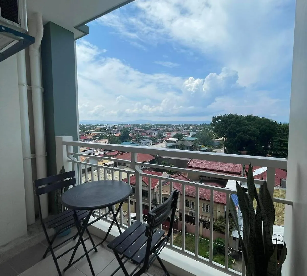 Apartamento 1 Bedroom Condo With Balcony In Verdon Parc Trevans 512 Davao City